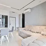 Prestige Skyview 아파트 바르샤바