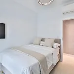 Prestige Skyview * ורשה