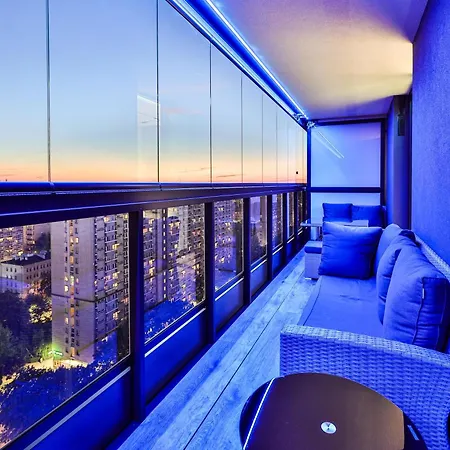 Apartment Prestige Skyview Warsaw