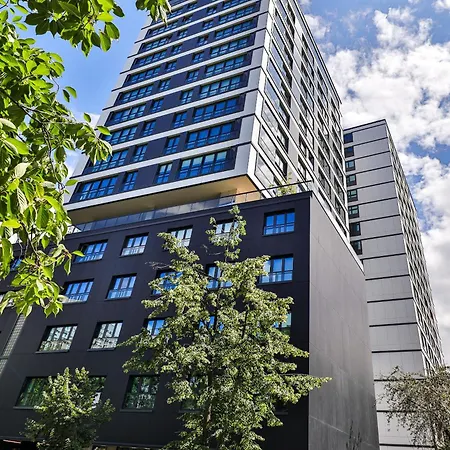 Prestige Skyview Apartamento Varsóvia