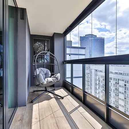 Prestige Skyview * Warsaw
