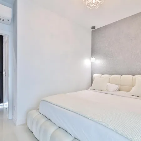 Prestige Skyview Apartamento *